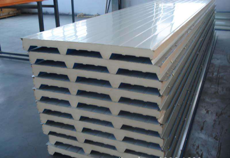 太原彩钢公司介绍几种彩钢板材的特点